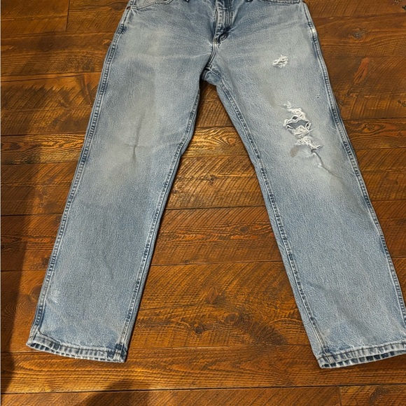 Wrangler Other - Classic Light Blue Distressed Men's Wrangler Jeans
